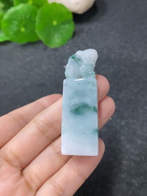 F32799202 Jadeite Pi Xiu Seal, Total Weight Approx. 26.9g