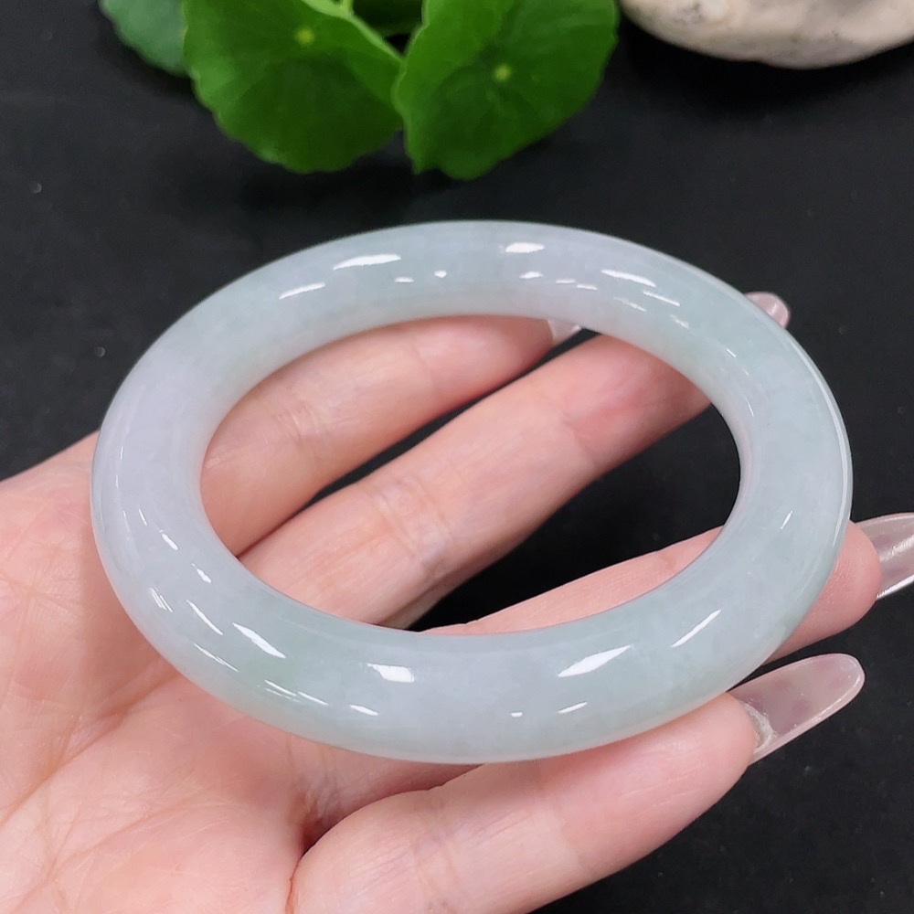F34068207 Jadeite Round Bangle Size 55.6 Total Weight Approx. 66g