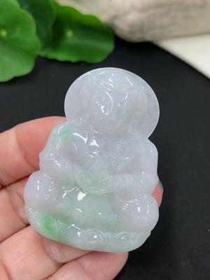 F45346690 翡翠观音挂件 货品总重约35.27g