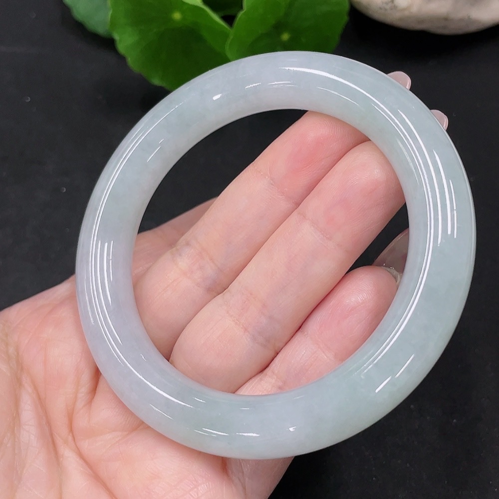 F34068207 Jadeite Round Bangle Size 55.6 Total Weight Approx. 66g