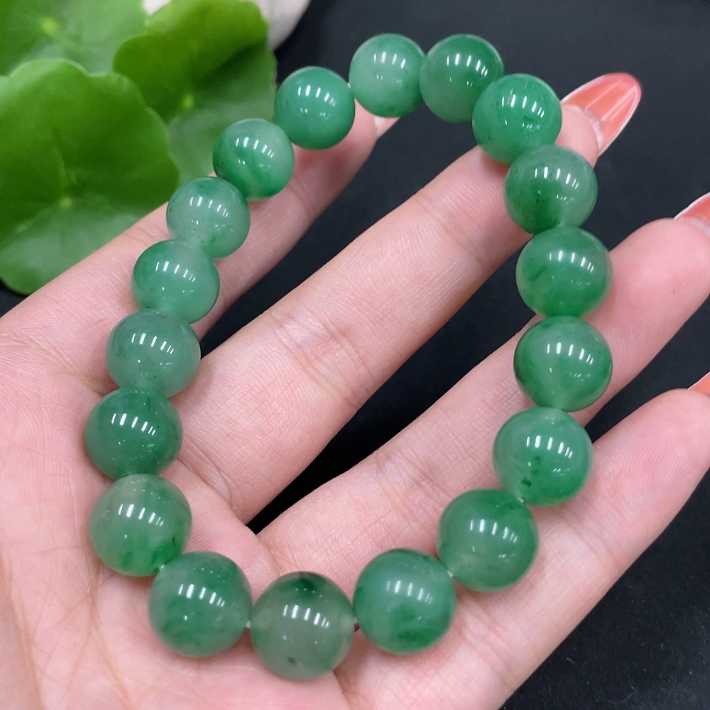 H34026301 African Emerald (Dulong Jade)