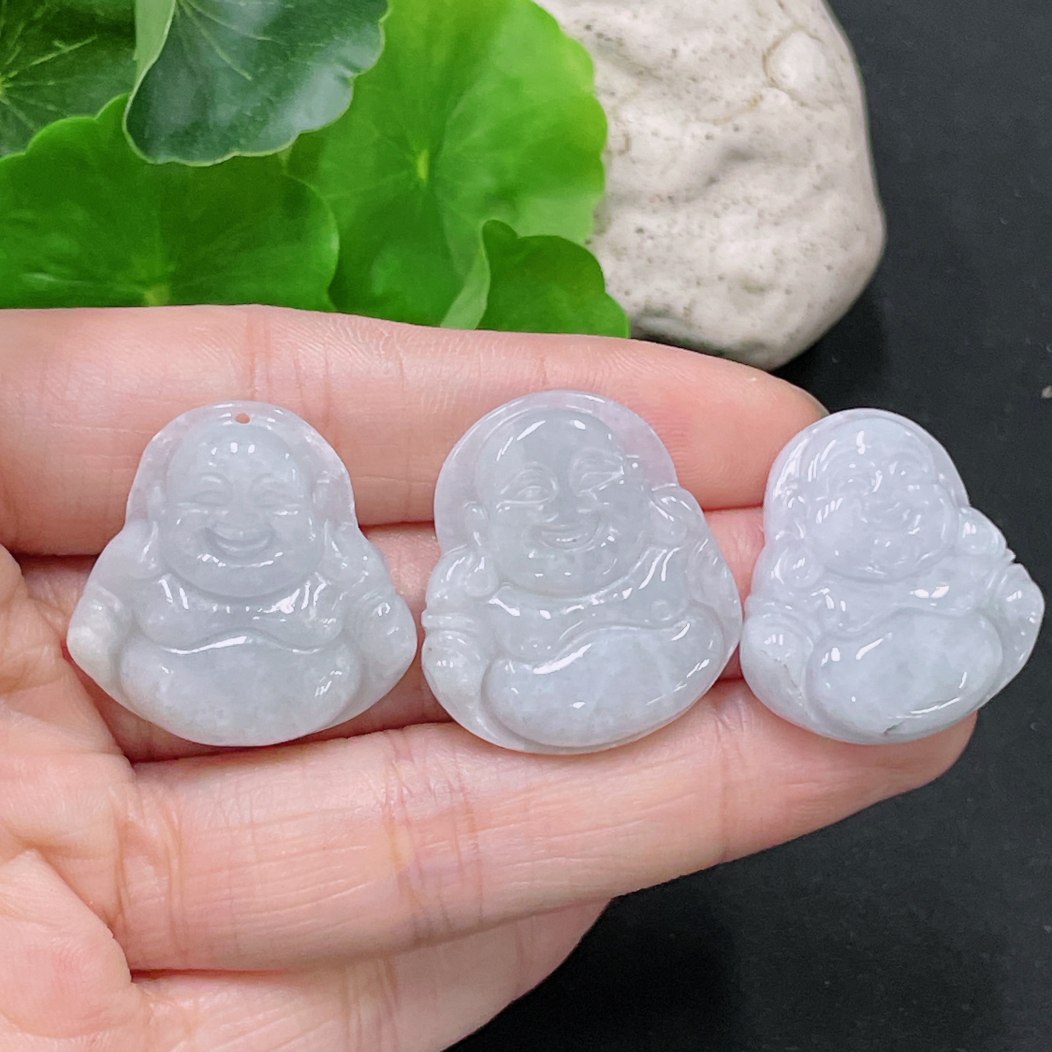 F33918984 Jadeite Pendant Buddha