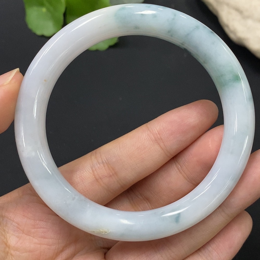 F26021247 Jadeite Round Bangle Total Weight Approx. 46.5g Size 56.3