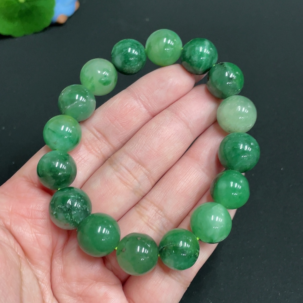 H26960424 African Emerald (Dulong Jade)