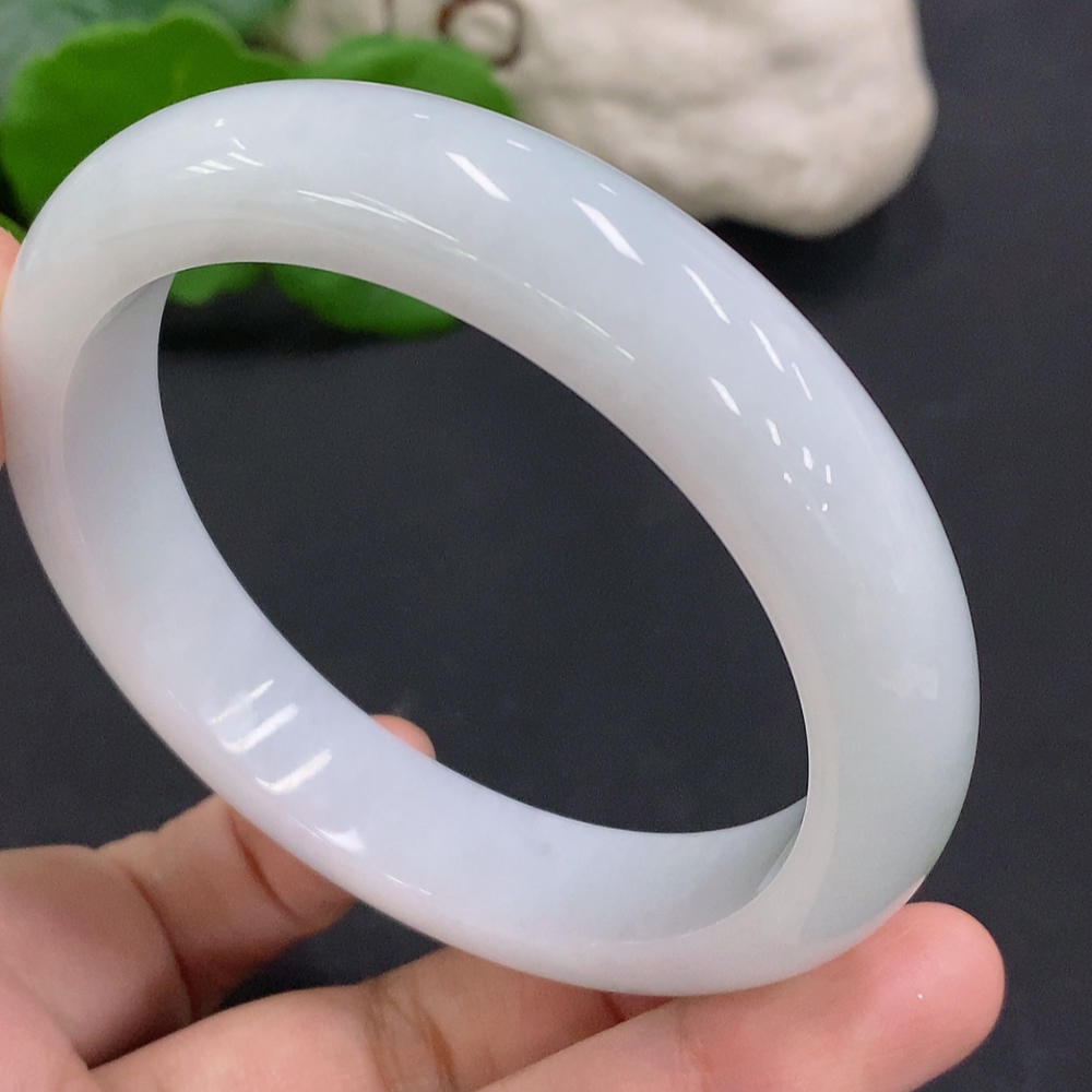 F34962436 Jadeite Round Bangle Size 60.6 Total Weight Approx. 70.8g