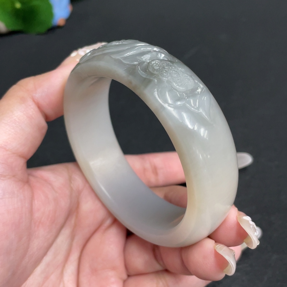 H28244193 Hetian Jade Round Bracelet - Prosperity in Full Bloom - Inner Diameter 59.3 - Total Weight Approx. 91.6g