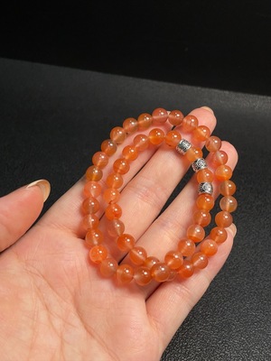 C28256602 South Red Agate Bead Strand, Non-Gold Setting, Approx. 6.8mm, Total Weight Approx. 21.27g, Visible Organic Matter