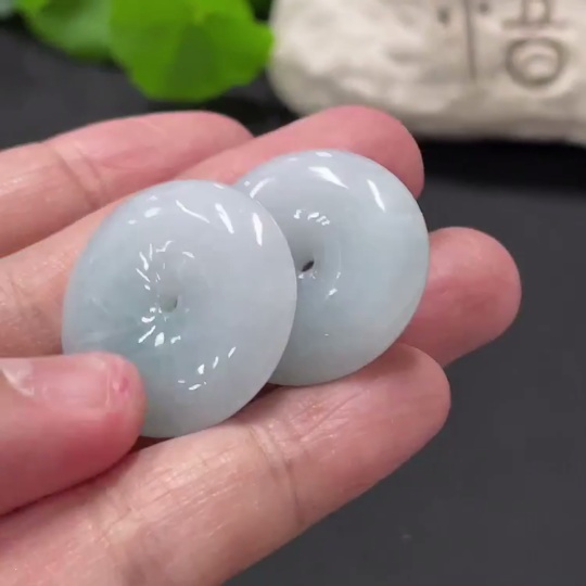 F33876091 Jadeite Pendants Sell as a Lot