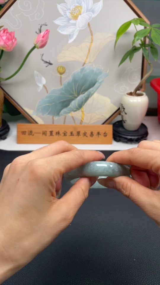 F32708896 Jadeite Round Bangle Size 59 Total Weight Approx. 77.2g