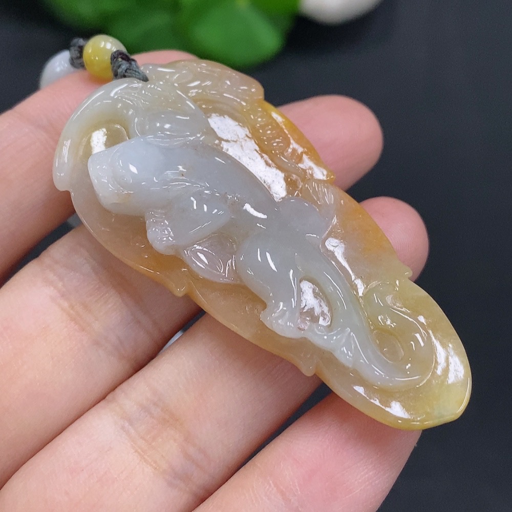 F24832700 color origin undetermined, with non-A grade matching beads