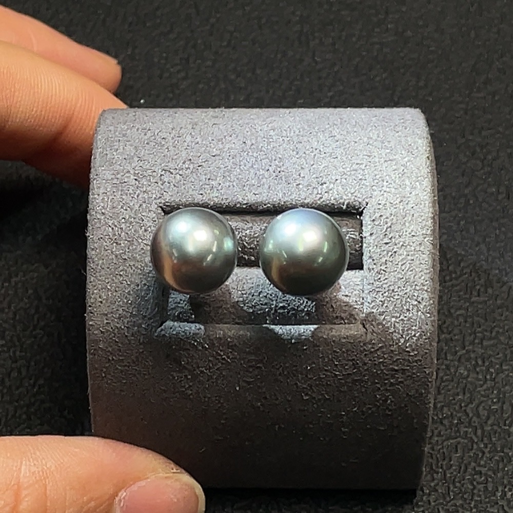 C24711468 Seawater pearl ear studs, non-gold setting, approx. 10mm, total weight about 3.41g, color origin undetermined