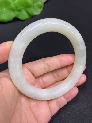 H34051878 Xiuyan jade (serpentine jade) round bangle Size 60.4 Total weight approx. 66.7g