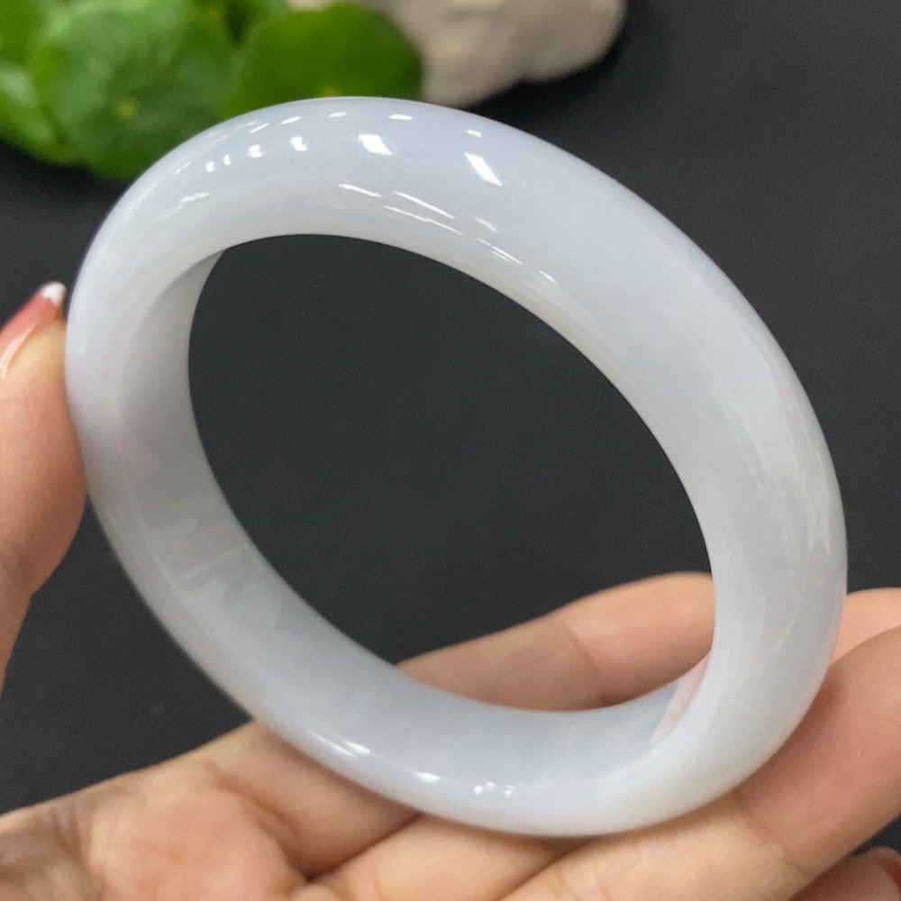 F27145644 Jadeite Round Bangle, Total Weight Approx. 53.4g, Inner Diameter 54.3