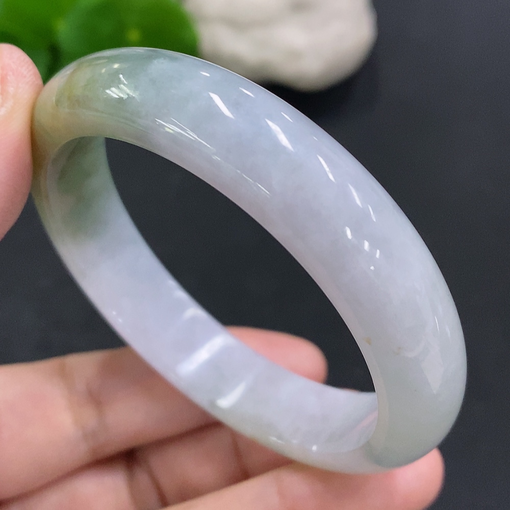 F34000393 Jadeite Round Bangle Size 53.2 Total Weight Approx. 46.56g