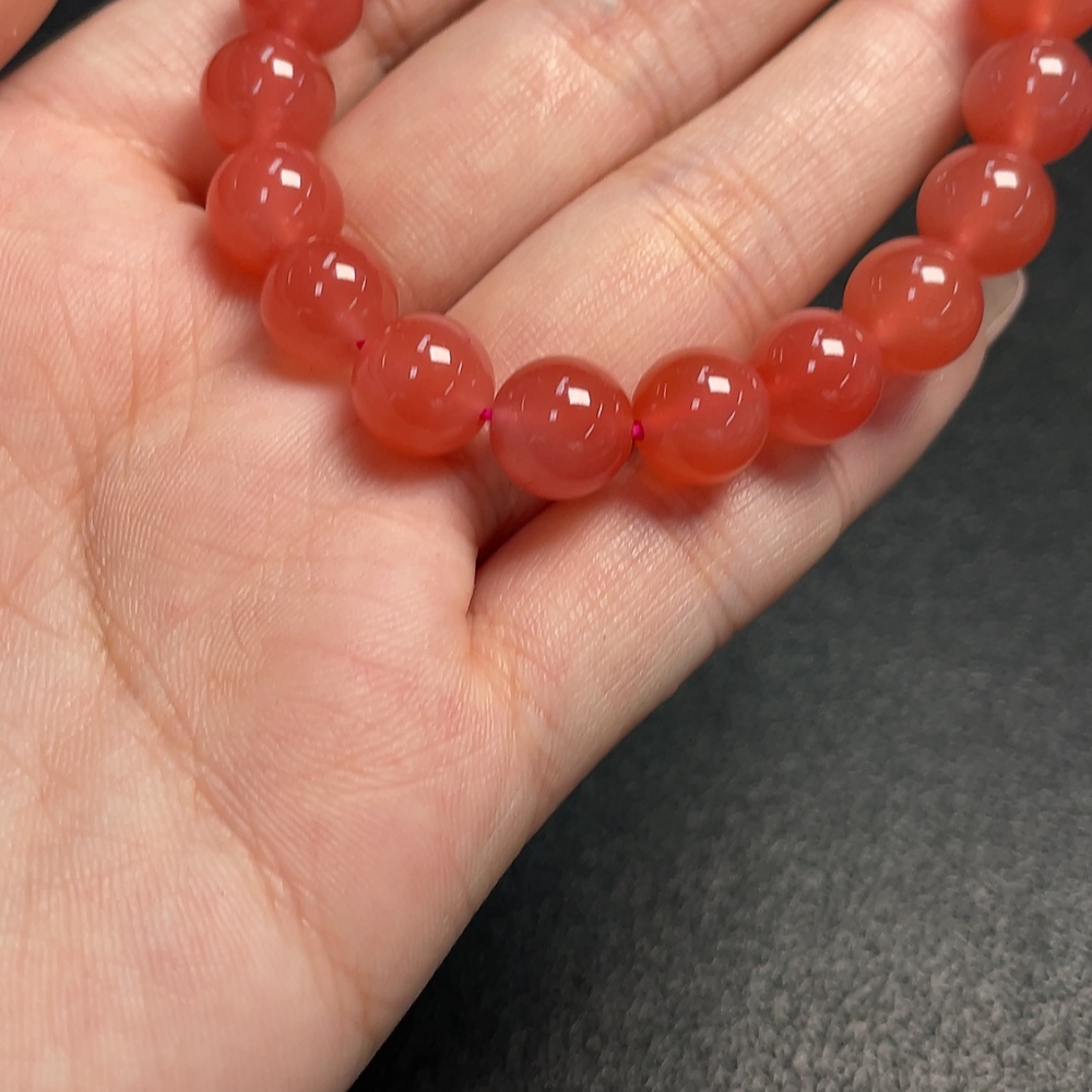C34040936 South Red Agate Bracelet with Visible Organic Matter, Total Weight Approx. 22.36g, Size ~9.2mm