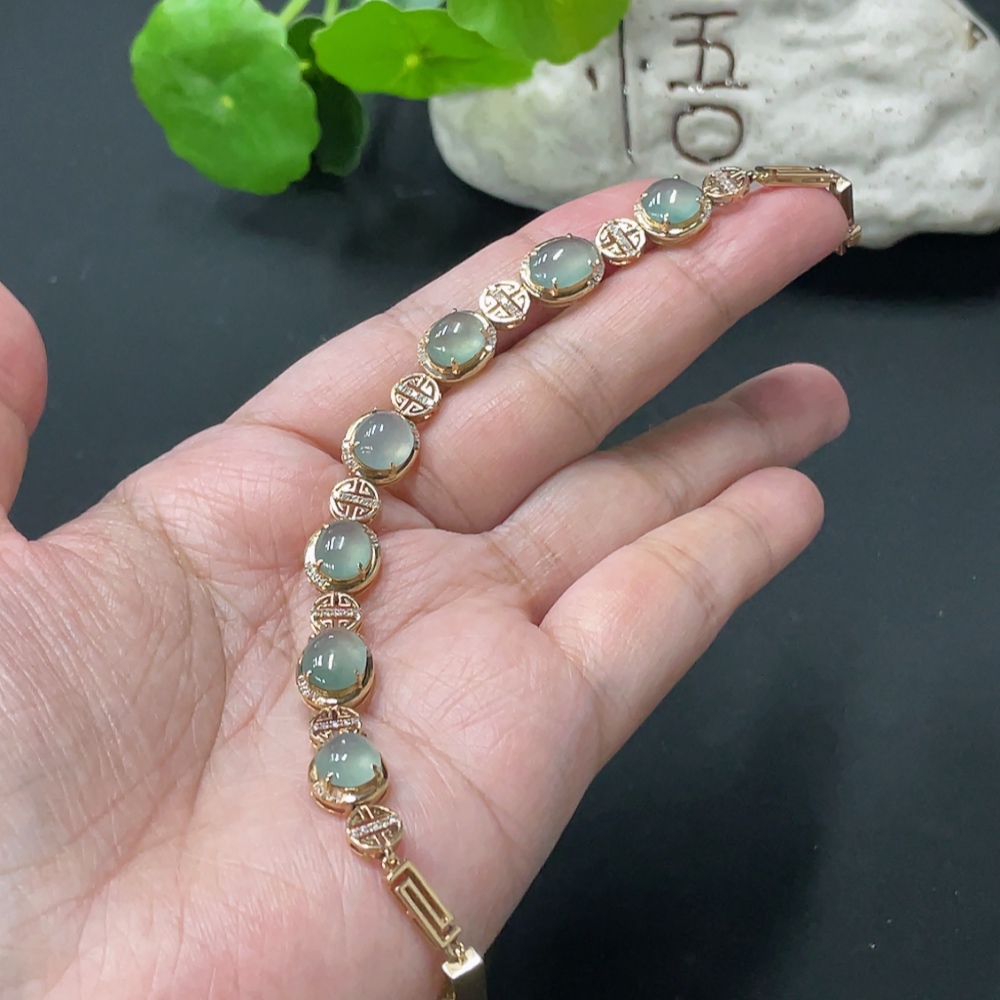 F35172266 Jadeite Cabochon Inlaid Bracelet, 18K Gold with Diamond Accents, Total Weight Approx. 11.6g