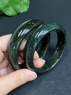 H34015036 Hetian Jade Round Bracelet Size 54.3/56.7 Total Weight Approx. 116.3g