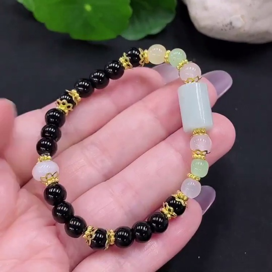 F34966626 Jadeite Bracelet Approx. 8.8mm Total Weight Approx. 10g Non-Gold Inlay Non-A Grade Beads Many Impurities