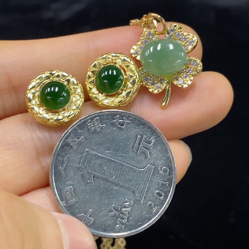 F34948811 Jadeite Earrings/Mounted Pendant Non-Gold