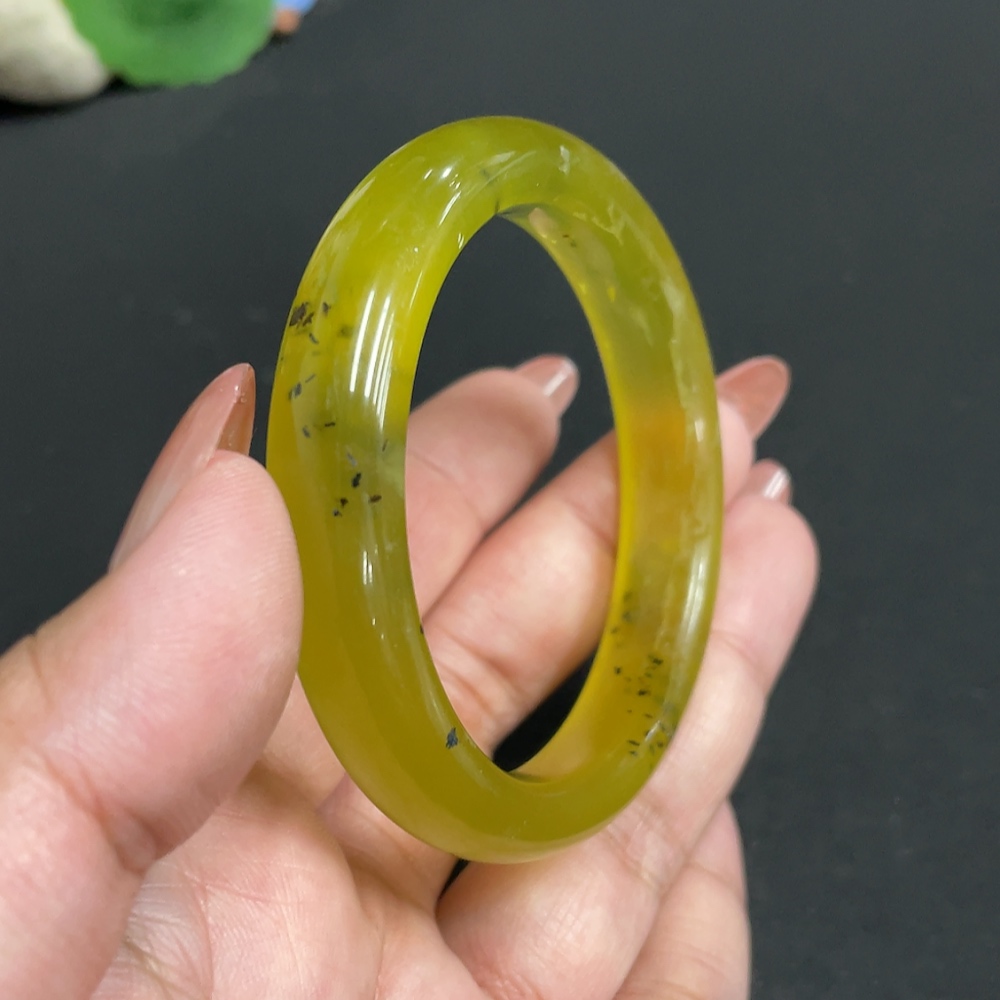 H34004269 Xiuyu (Serpentine Jade) Round Bracelet Size 51.6 Total Weight Approx. 36.1g