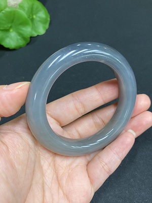 H34987080 Hetian Jade Round Bracelet Size 51.2 Total Weight Approx. 54.3g