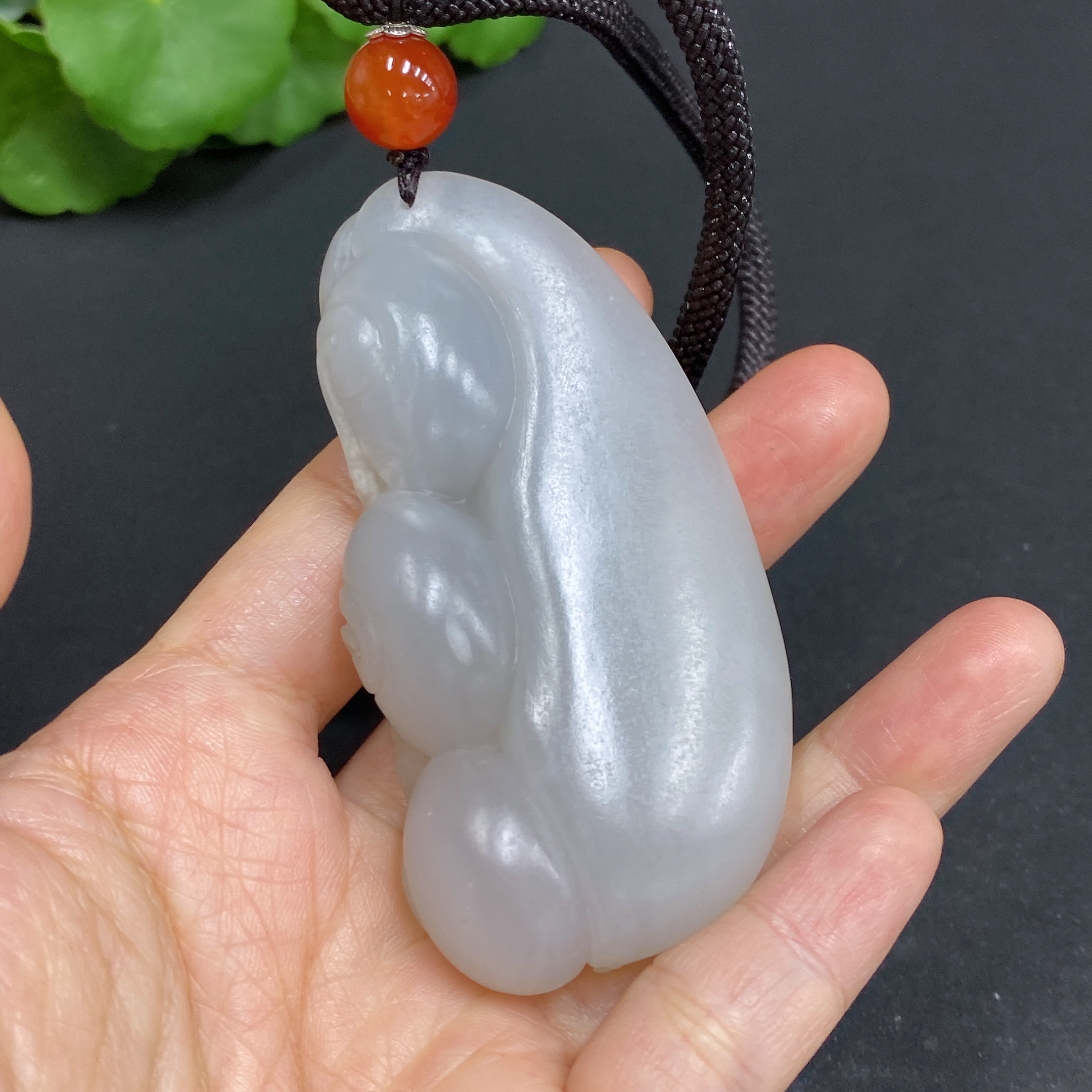 H29374721 Happy Bird on the Branch