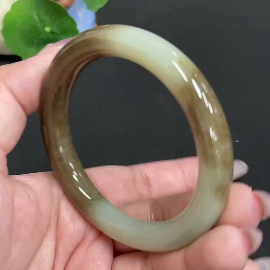 H33930605 Hetian Jade Round Bangle Size 57.3 Total Weight Approx. 52.3g