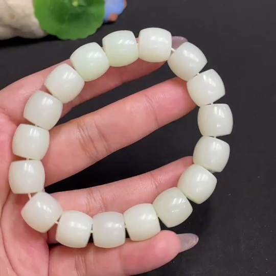 H34955831 Hetian Jade Bracelet, Approx. 13.1mm, Total Weight Approx. 66.3g