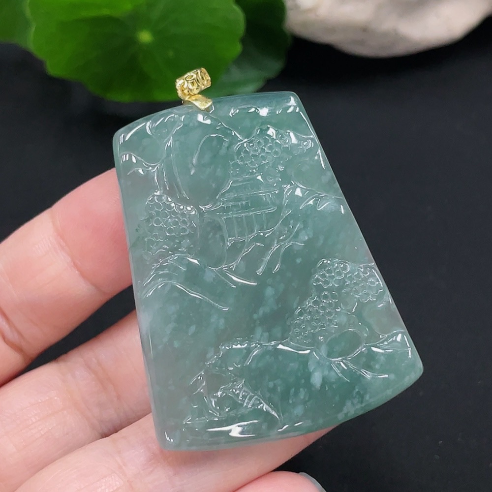 F30460015 Jadeite landscape pendant plaque Total weight about 17g (non-gold-inlaid)