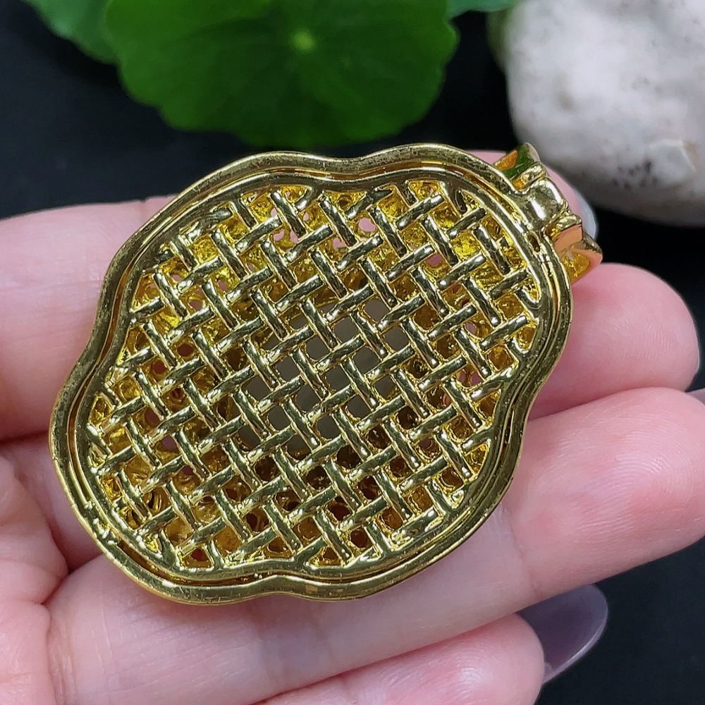 F34981705 Jadeite inlaid pendant Total weight about 27.7g (non-gold inlaid)