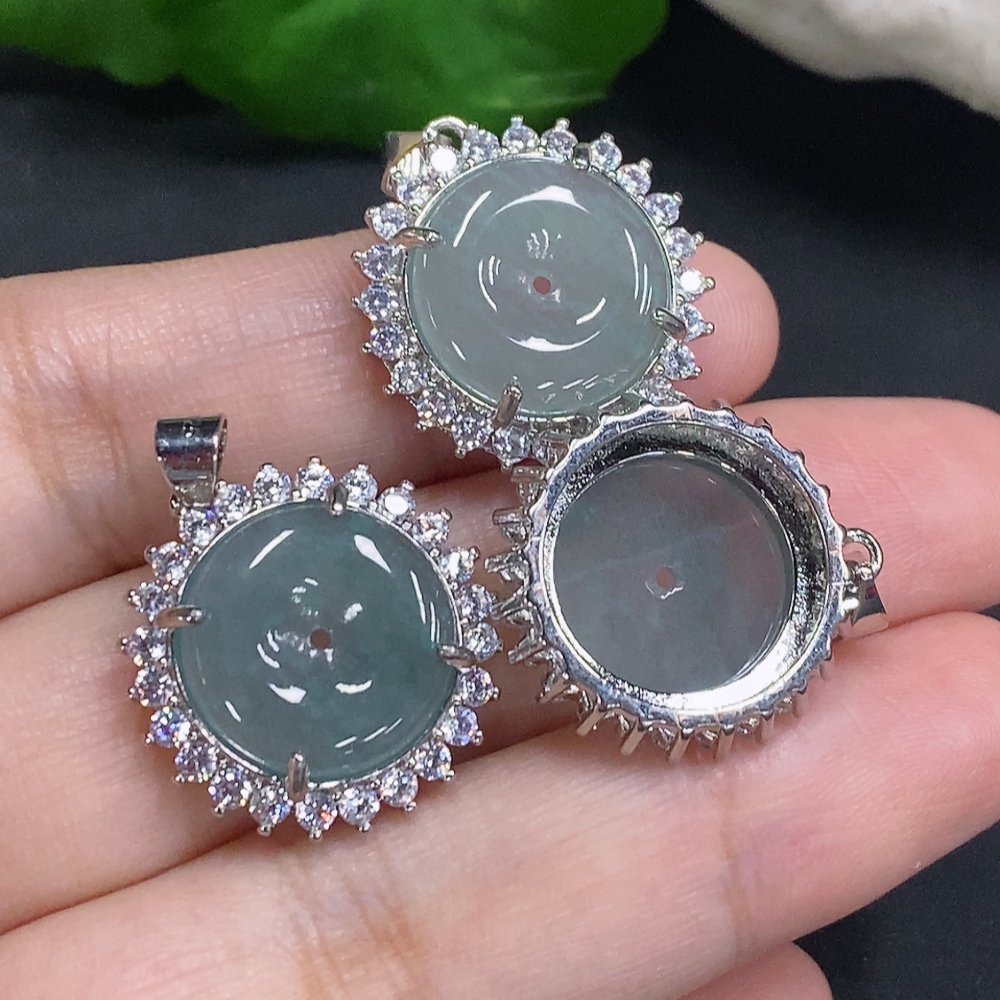 F34001515 Jadeite Inlaid Pendants Sell as a Lot Non-Gold Inlaid