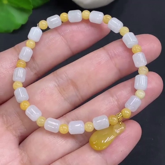 F29316697 Jadeite Beaded Necklace approx. 5mm (18K Gold) Total Weight approx. 8.4g (Color origin undetermined)