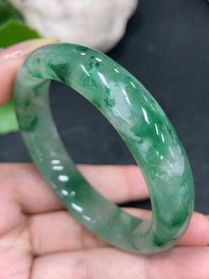 H32776588 African Emerald (Dulong Jade) Regular Bracelet Size 53.5 Total Weight Approx. 43g
