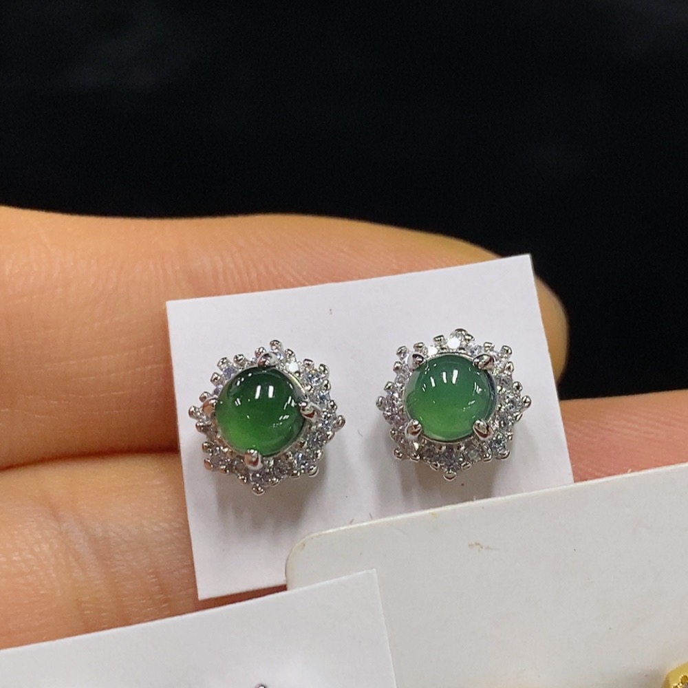 F34974870 Jadeite Inlaid Earrings Non-Gold