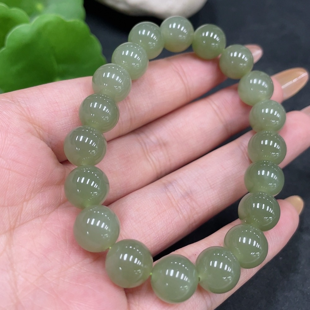 H32776950 Hetian Jade Bracelet, Approx. 9.7mm Beads, Total Weight About 29.6g