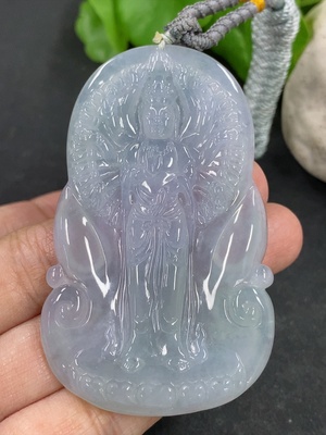 F43178196 翡翠千手观音挂件 货品总重约32.9g