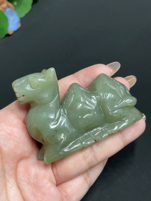 H31658987 Hetian Jade Handheld Piece, Auspicious Beast, Total Weight Approx. 129.4g
