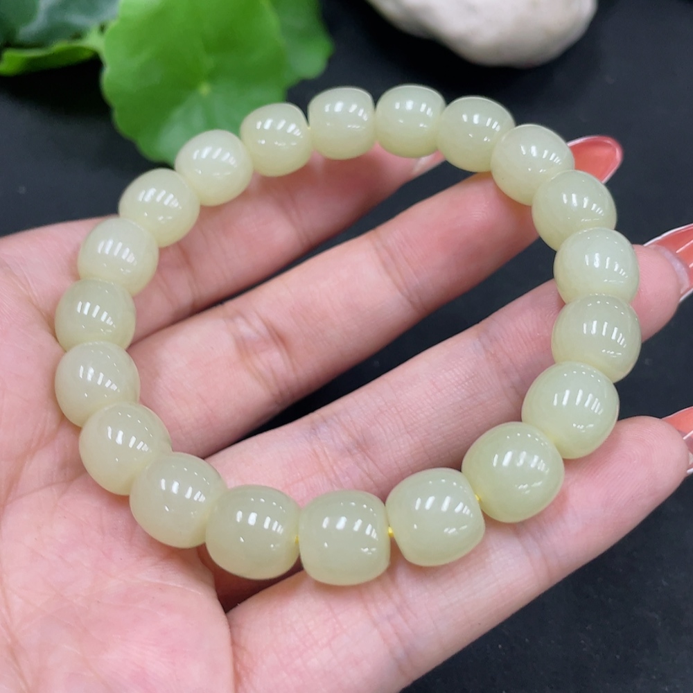 H34062830 Hetian Jade Bracelet Approx. 9.8mm Total Weight Approx. 32.6g