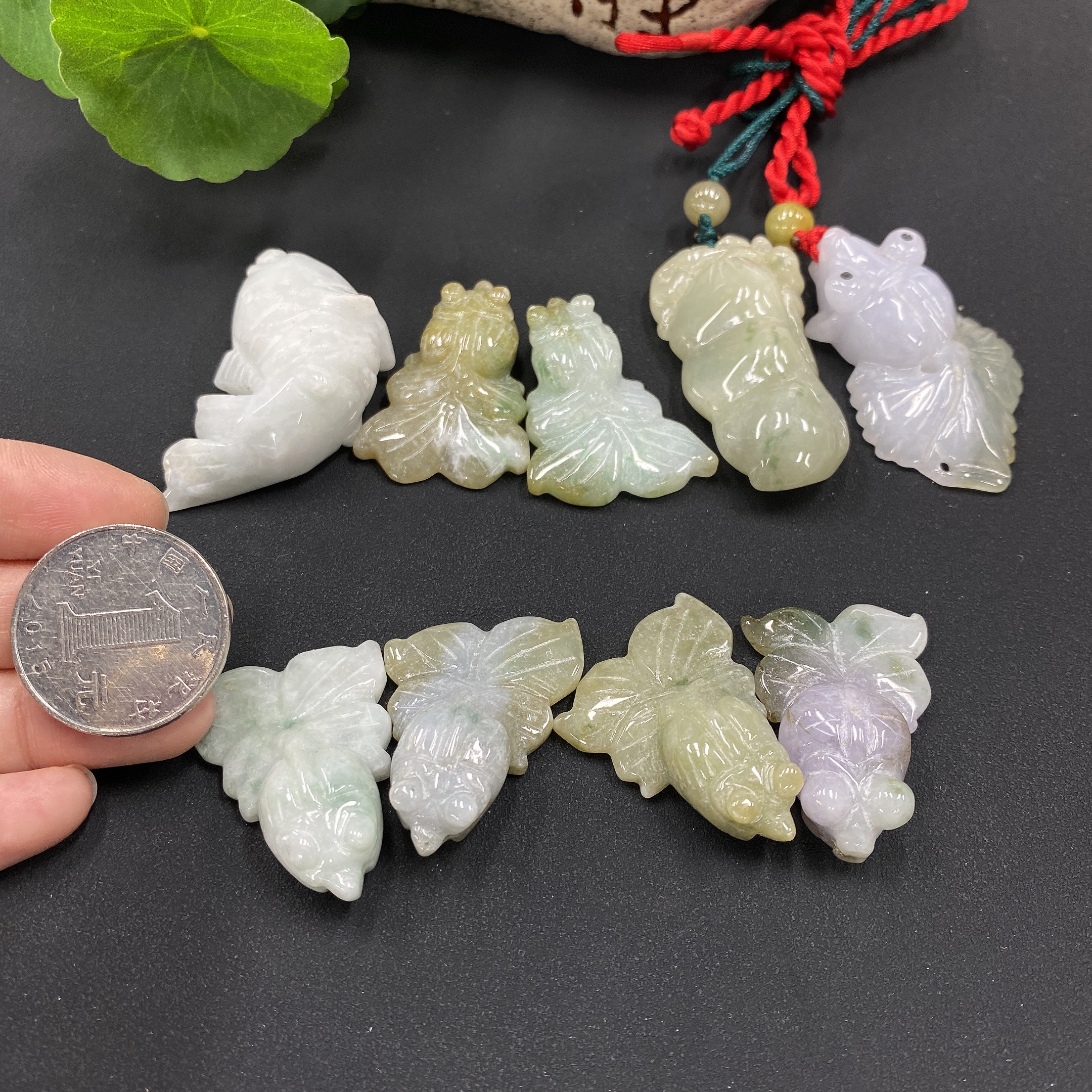 F09570816 Jadeite Pendant