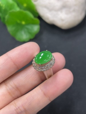 F46551451 翡翠镶嵌蛋面 非金 货品总约重10.9g