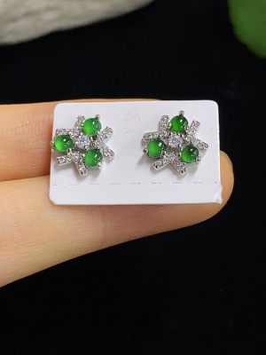 F46518144 翡翠镶嵌耳饰 非金 货品总重约1.65克（含耳堵重）