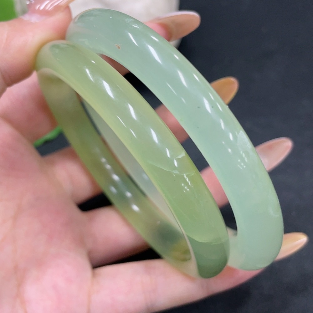 H32724784 Xiuyu (serpentine jade)