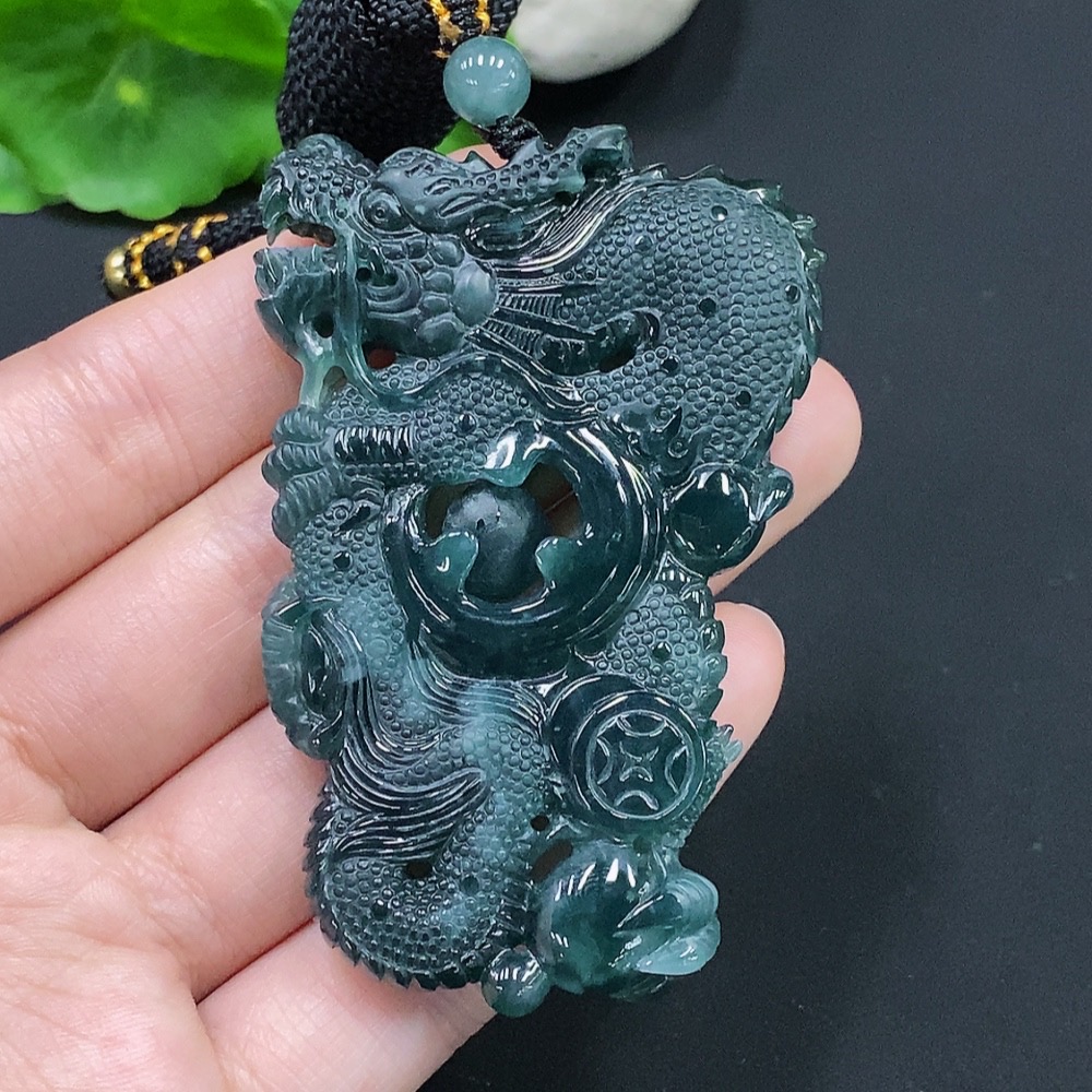 F28242368 Jadeite Dragon Soaring Worldwide Pendant