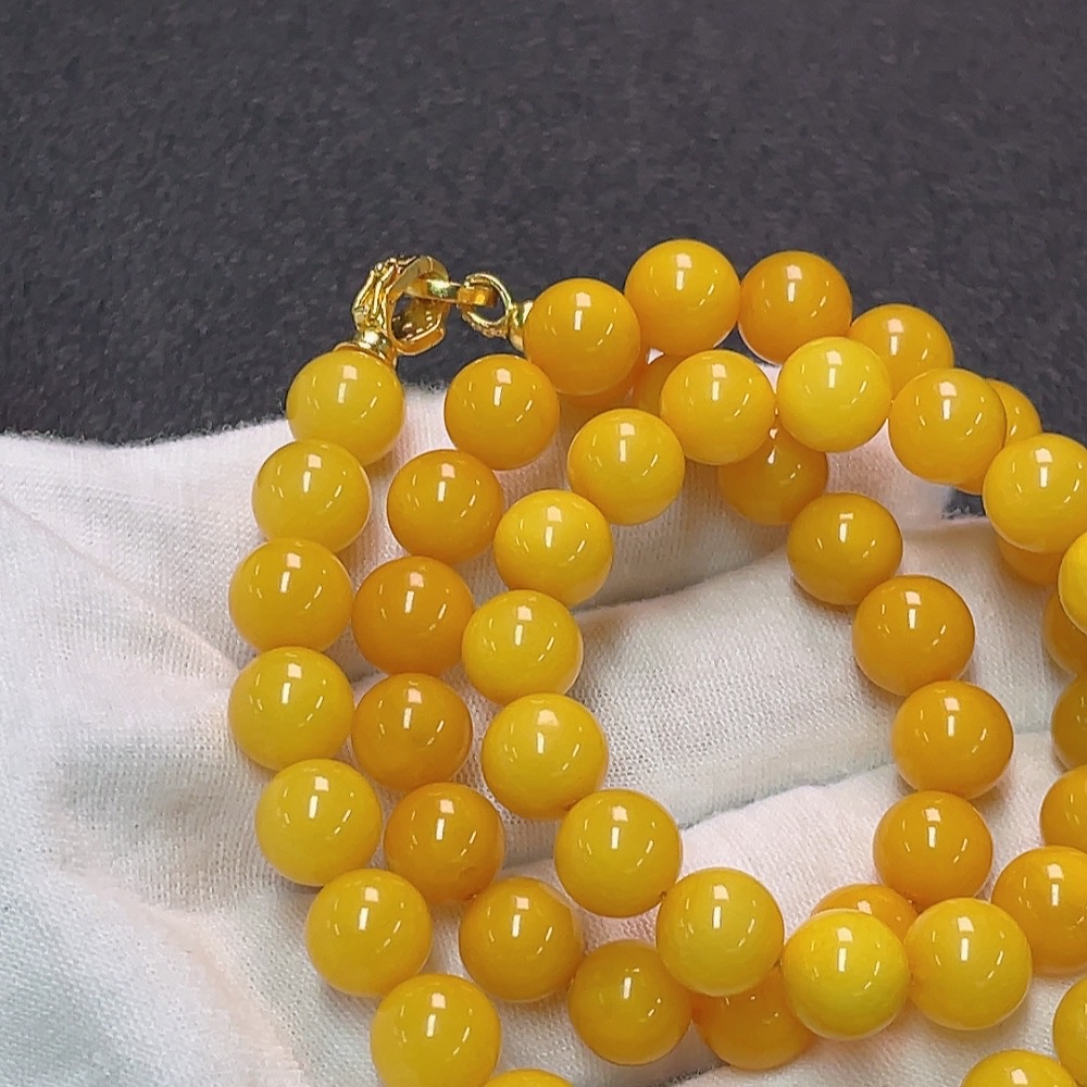 C34950797 Amber Beeswax Beaded Necklace Non-Gold Total Weight Approx. 21.5g Size About 8.6mm