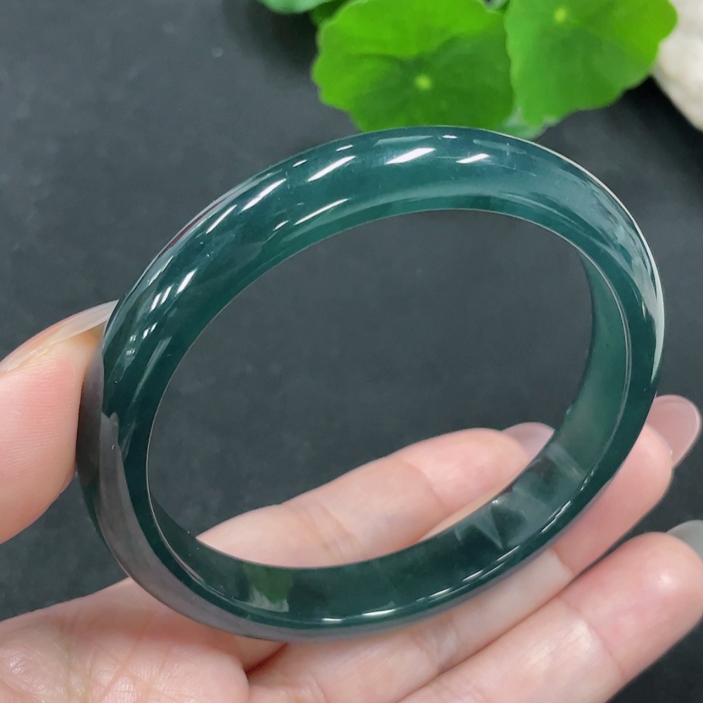 F29360014 Jadeite Round Bangle Size 58.8 Total Weight Approximately 42.3g