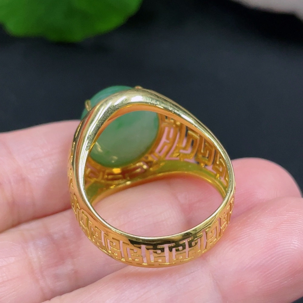 F31592767 Jadeite Cabochon Inlaid Ring 18K Gold Size 22 Total Weight Approx. 7.39g