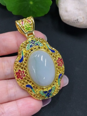 F34981705 Jadeite inlaid pendant Total weight about 27.7g (non-gold inlaid)