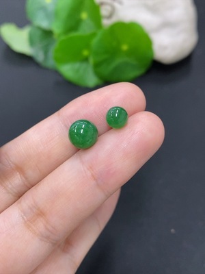 F46615587 翡翠单珠一手走