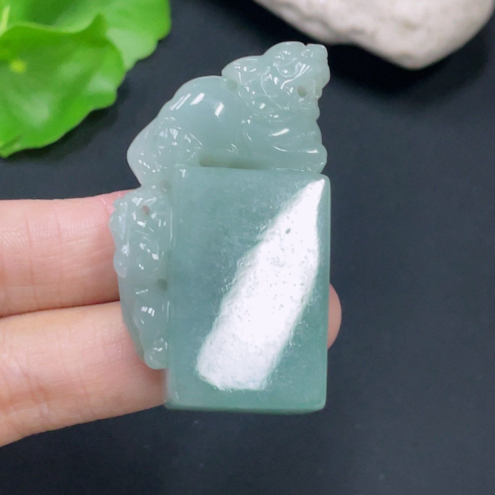 F31690798 JadeitePi Xiu Seal, Total Weight Approx. 34.15g