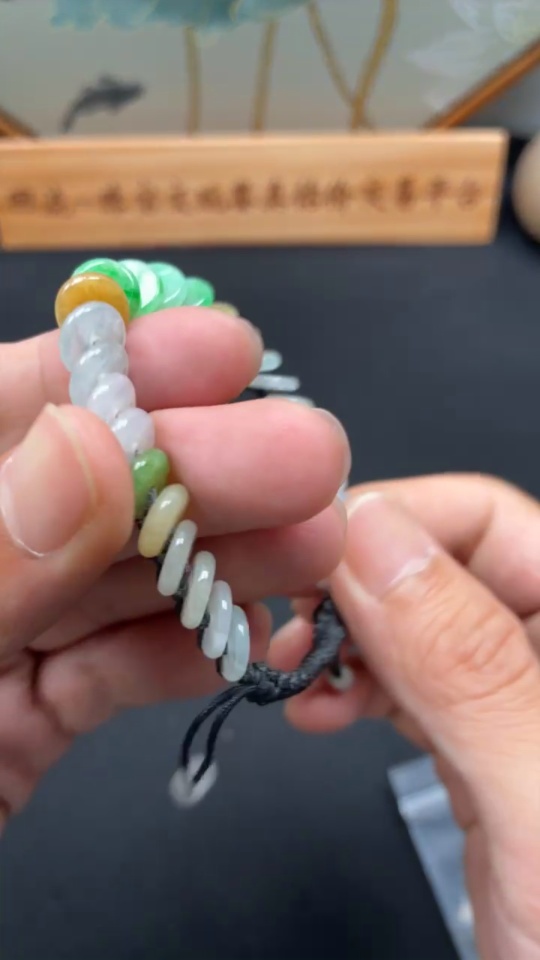 F43154224 Jadeite Peace Knot Bracelet with rope, total weight about 11.47g